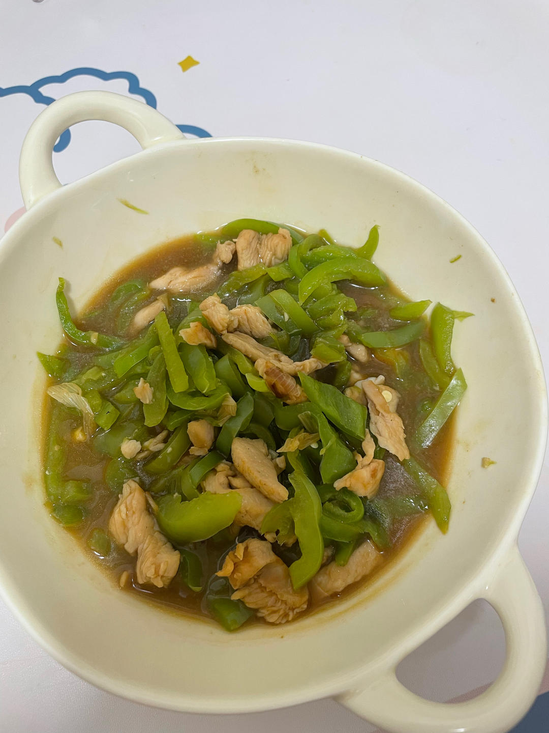巨好吃的青椒炒鸡胸肉丝，超下饭