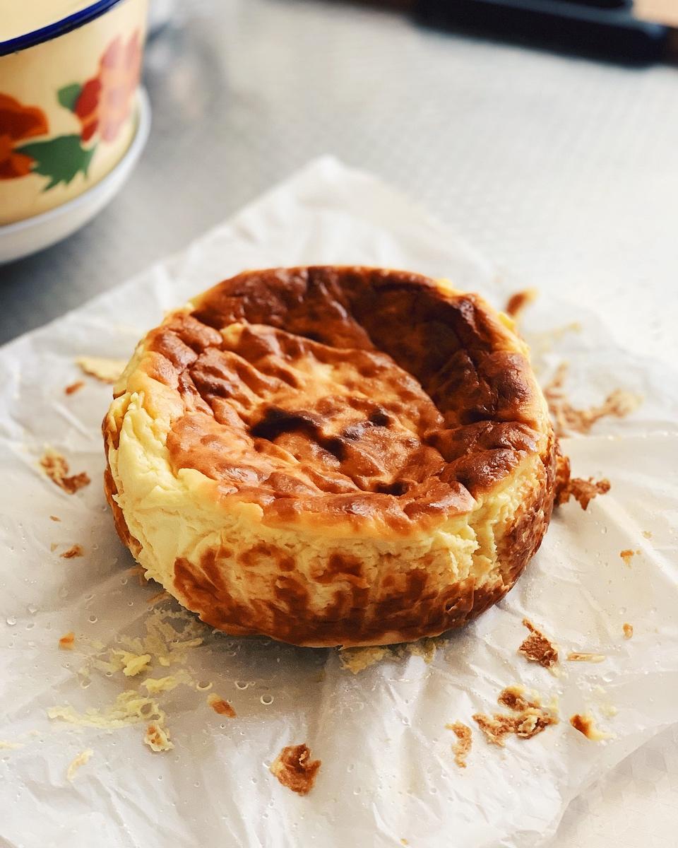 D24榴莲巴斯克芝士蛋糕Basque Burnt Cheesecake 8寸