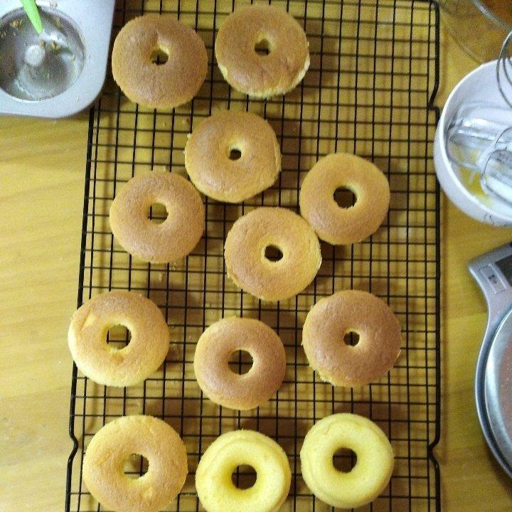 消耗淡奶油之作——淡奶油小蛋糕