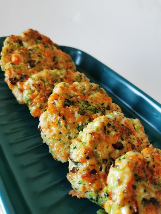 低卡蔬菜鸡胸肉饼的做法