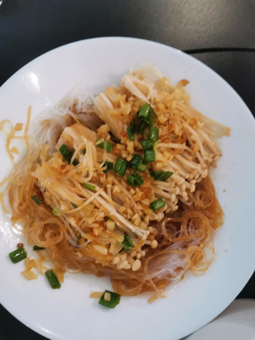 蒜蓉蒸金针菇