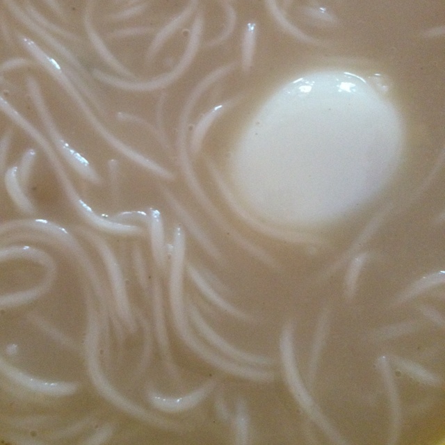 鲫鱼汤面