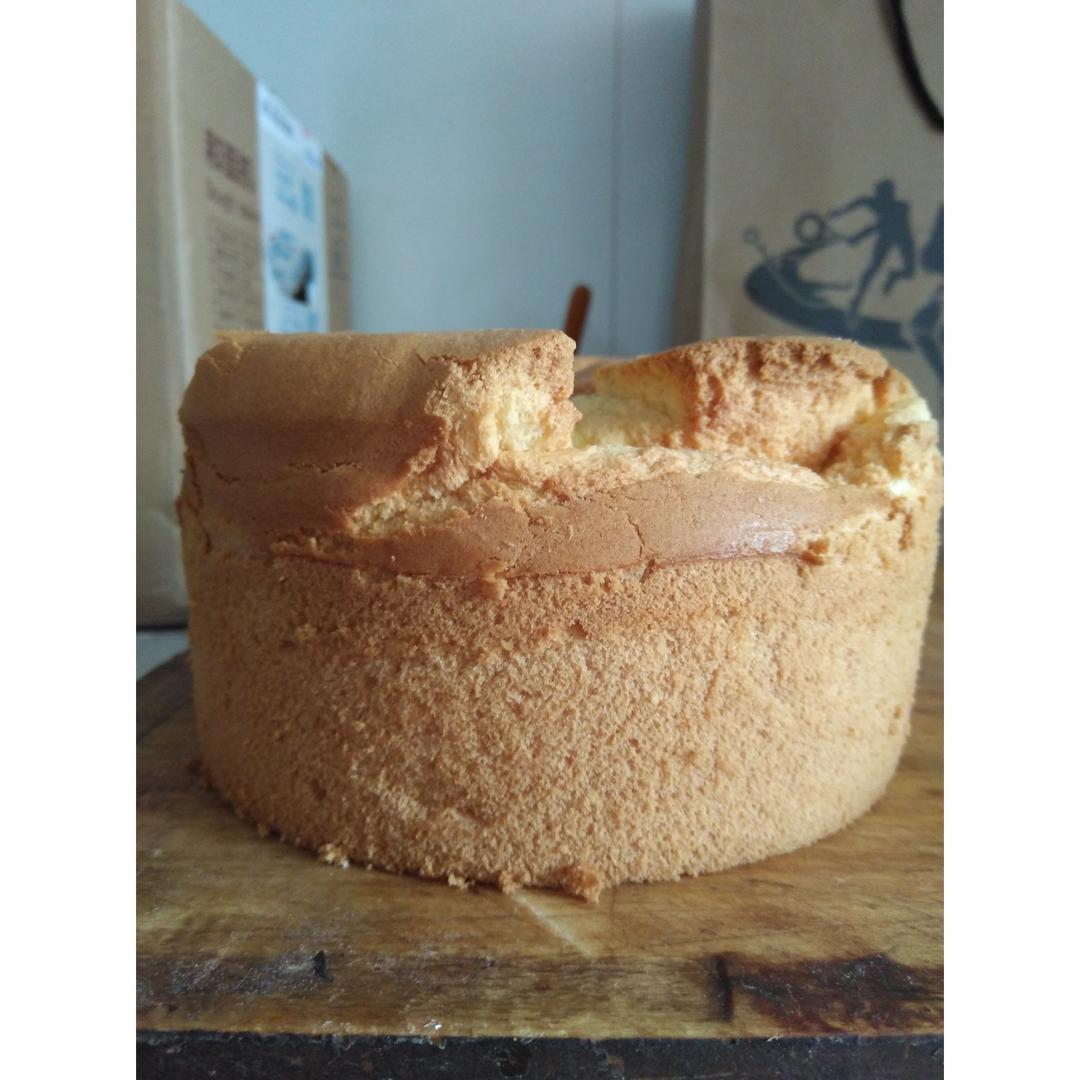 挺拔细腻的戚风（6寸）