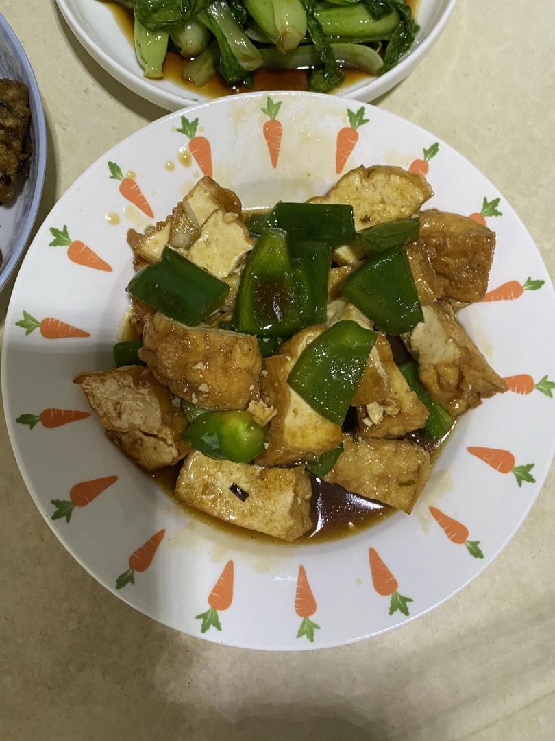 青椒炒豆腐