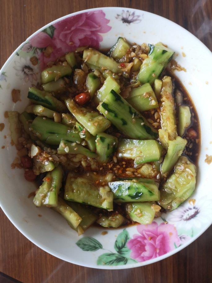 🌈酸酸辣辣巨开胃～超过瘾的凉拌黄瓜