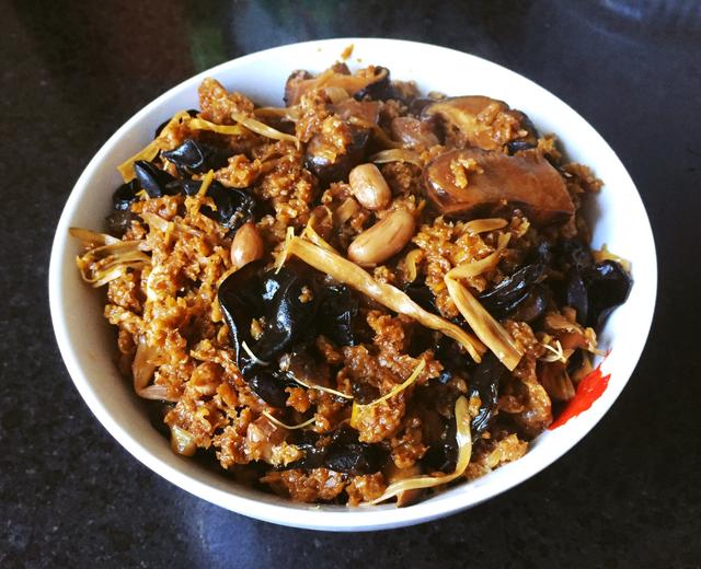 上海本帮传统年菜——四喜烤麸的做法