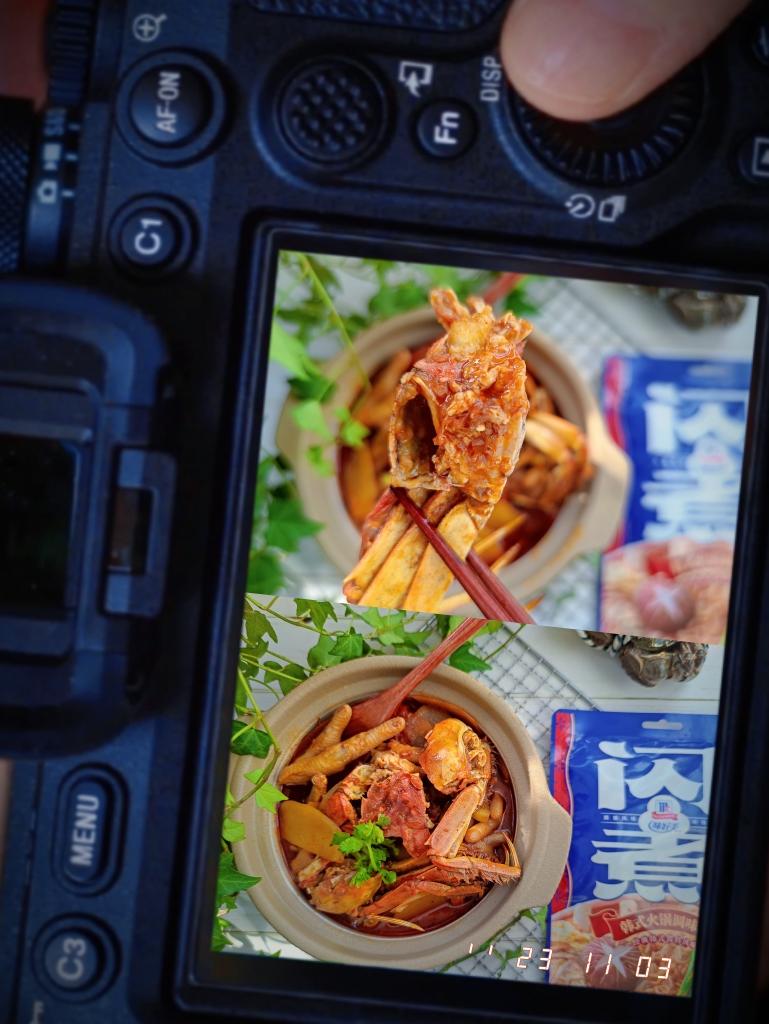 鸡爪土豆蟹煲的做法