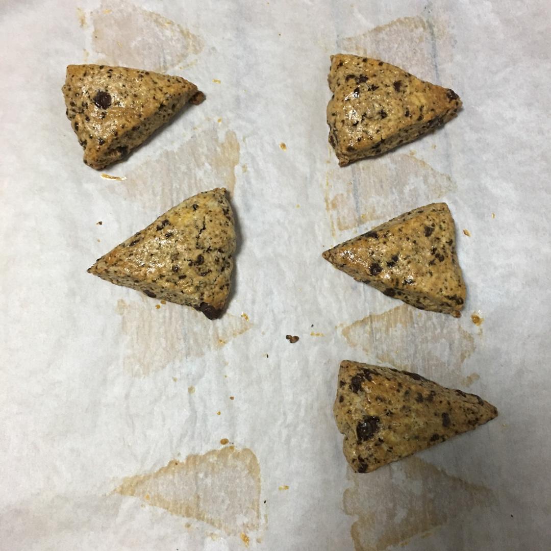 巧克力司康（只用一个搅拌机完成所有混合）