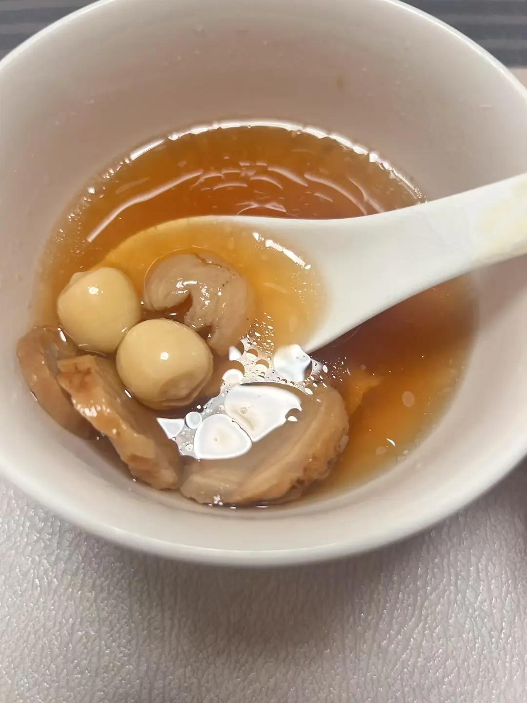 老高丽参炖鸽子汤