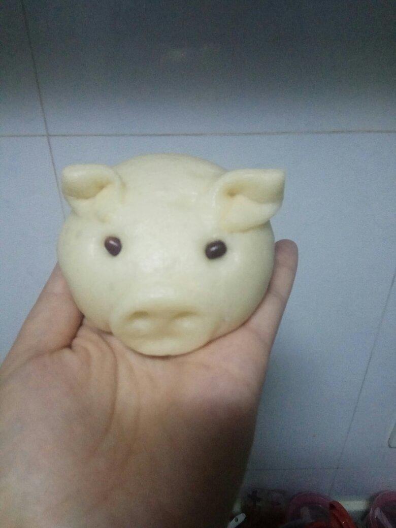 可爱的小猪豆沙包