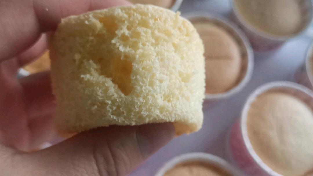 低糖低油~不裂不塌水光肌戚风蛋糕