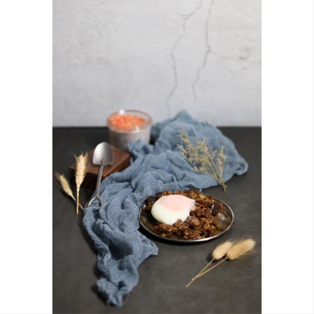 【温泉蛋肥牛盖饭】