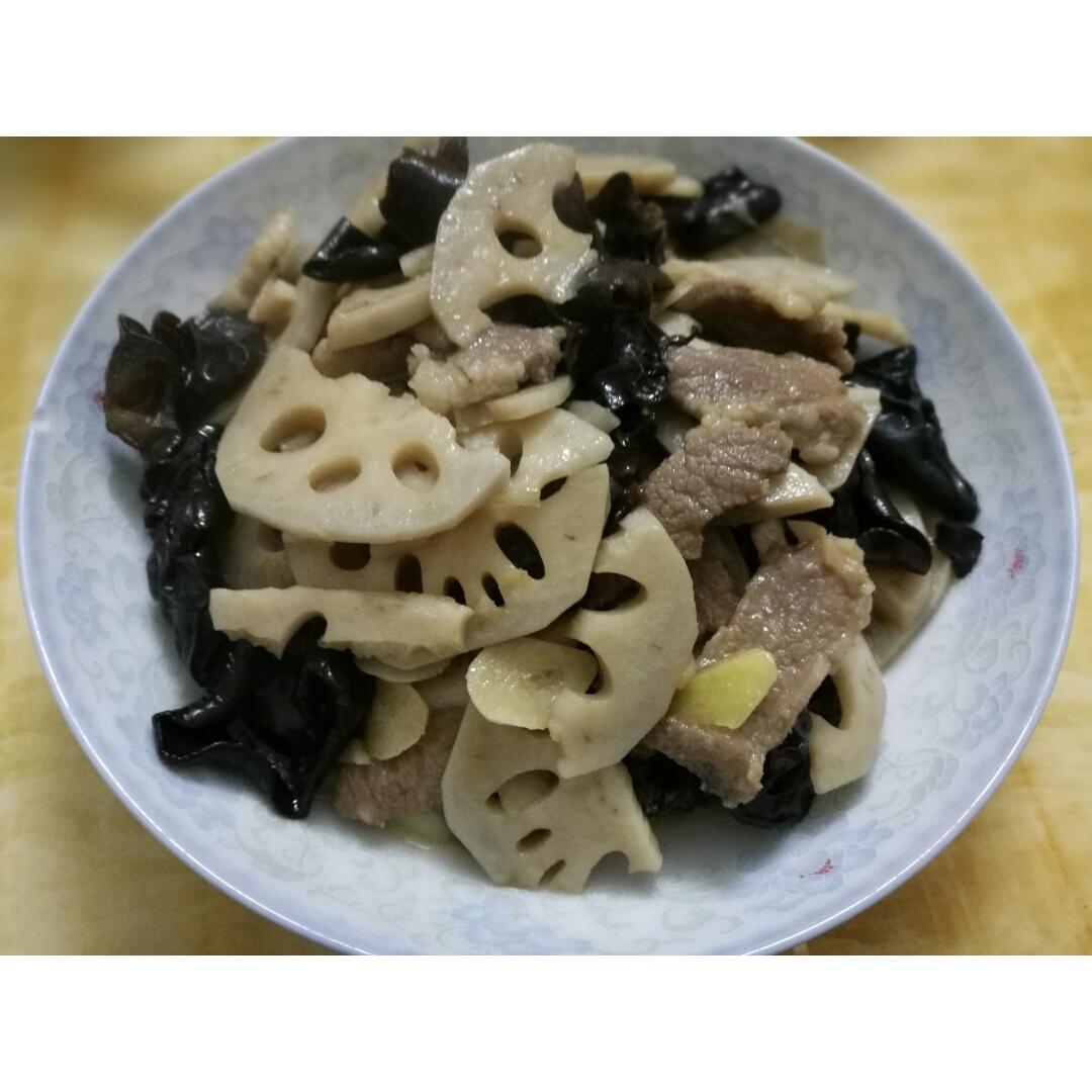 莲藕木耳炒肉片