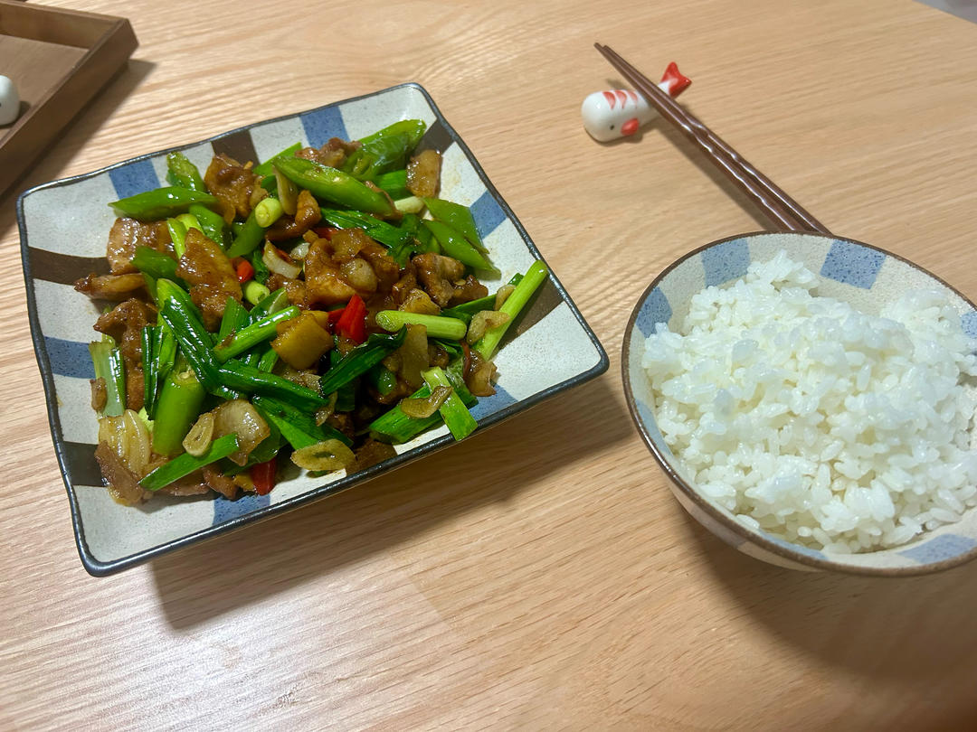 厨师长教你：“小炒五花肉”的家常做法，简单易学，下饭一绝