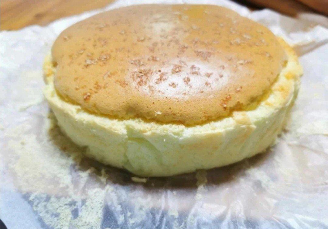 网红爆款芝士古早味蛋糕