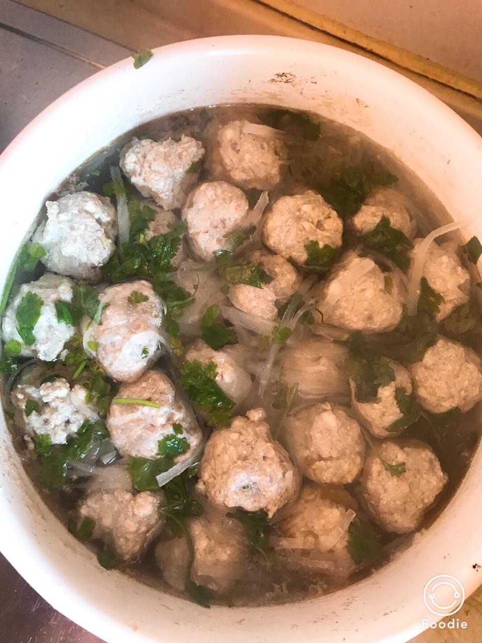 【10分钟系列】白萝卜豆腐圆子汤