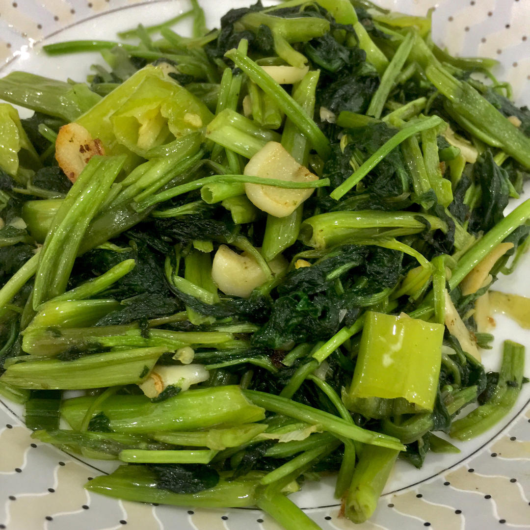 不用爆炒也很香的蒜蓉空心菜（适用于所有青菜的炒法）