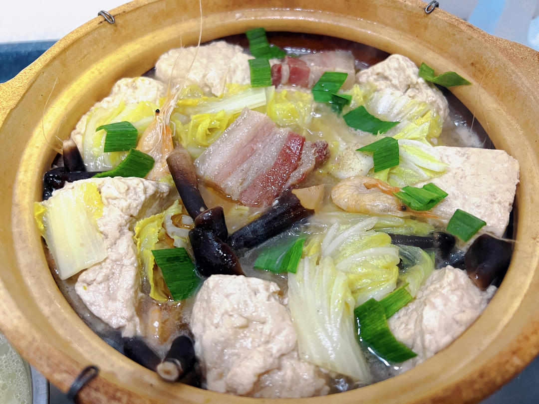 咸肉笋片豆腐煲
