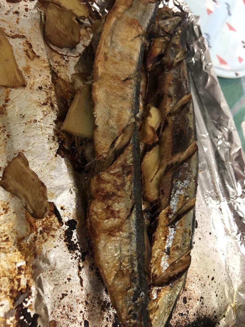 烤秋刀鱼