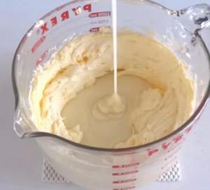 柠檬卡仕达美式奶油霜的做法 步骤7