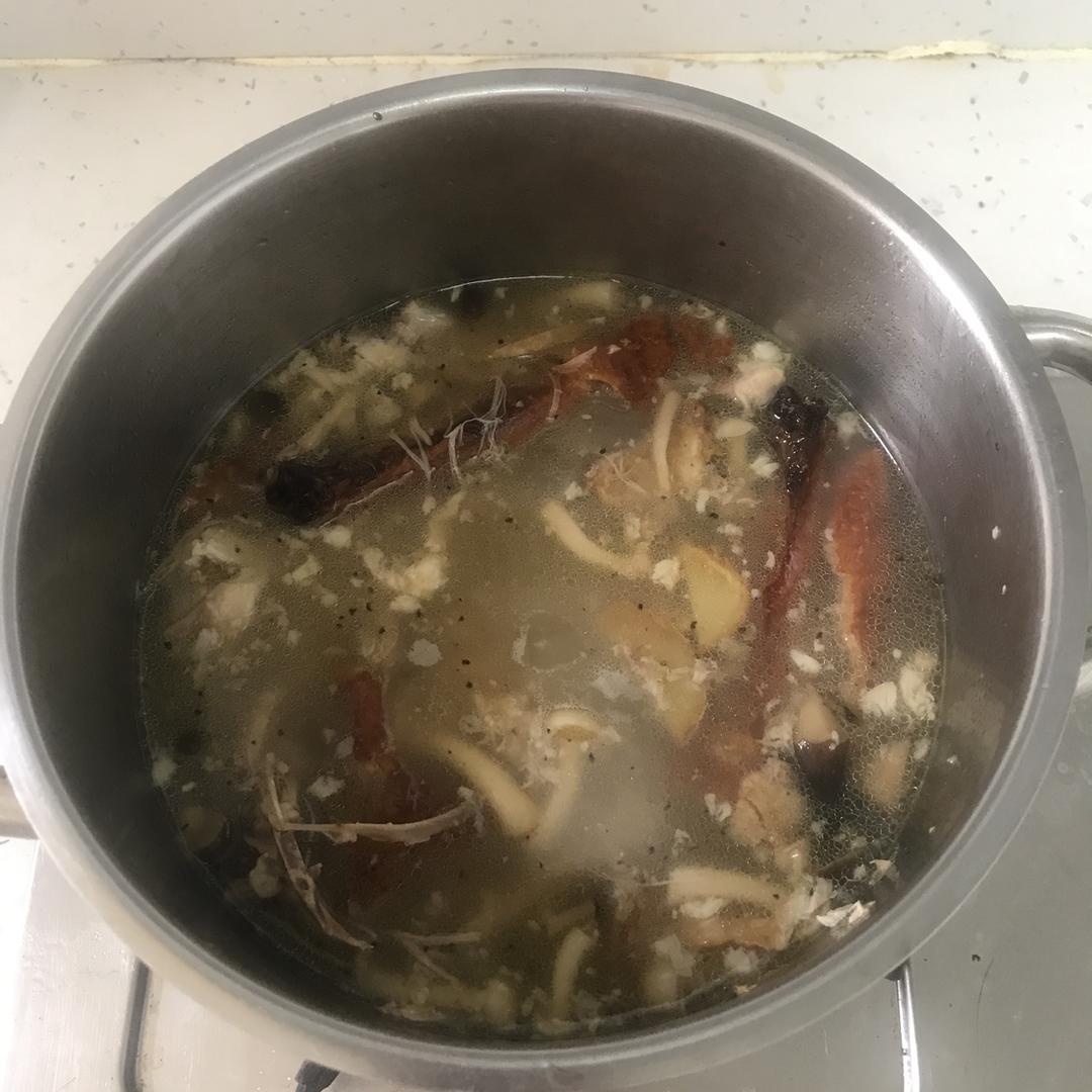 奶白鸭架汤（烤鸭）