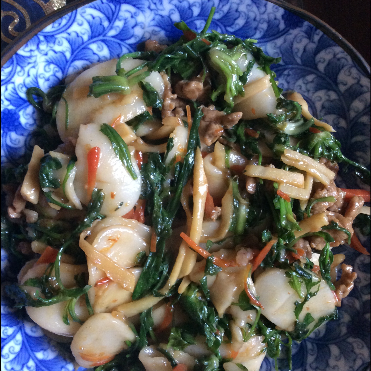 荠菜炒年糕
