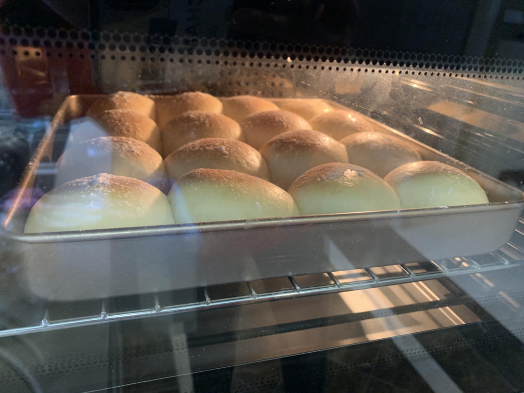 超级柔软的奶油奶酪椰蓉小餐包