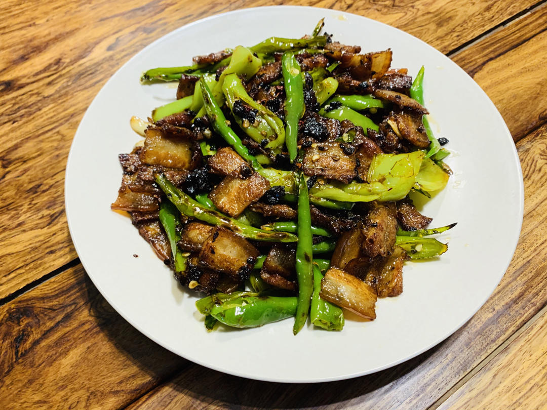 青椒回锅肉—一盘干掉三碗饭