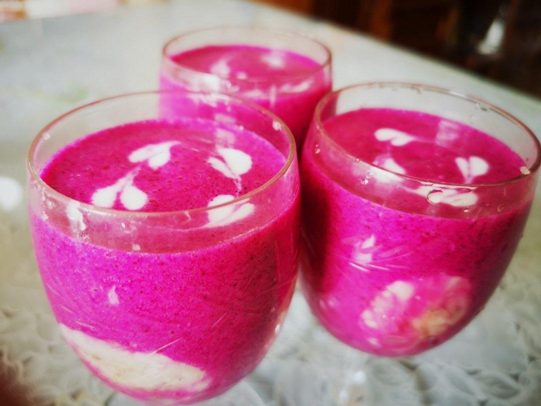 简爱酸奶·火龙果香蕉思慕雪