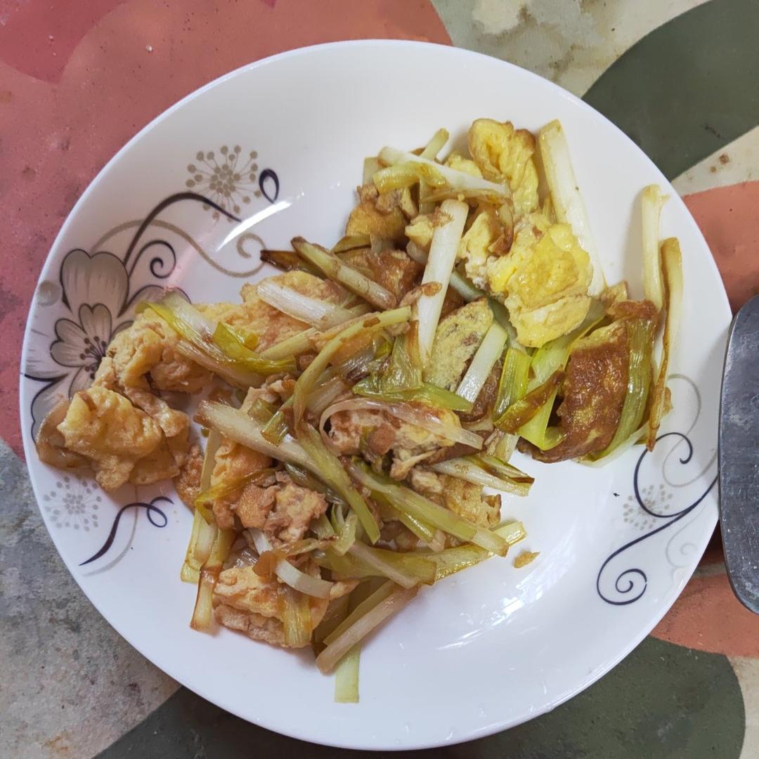 清爽韭菜黄炒鸡蛋