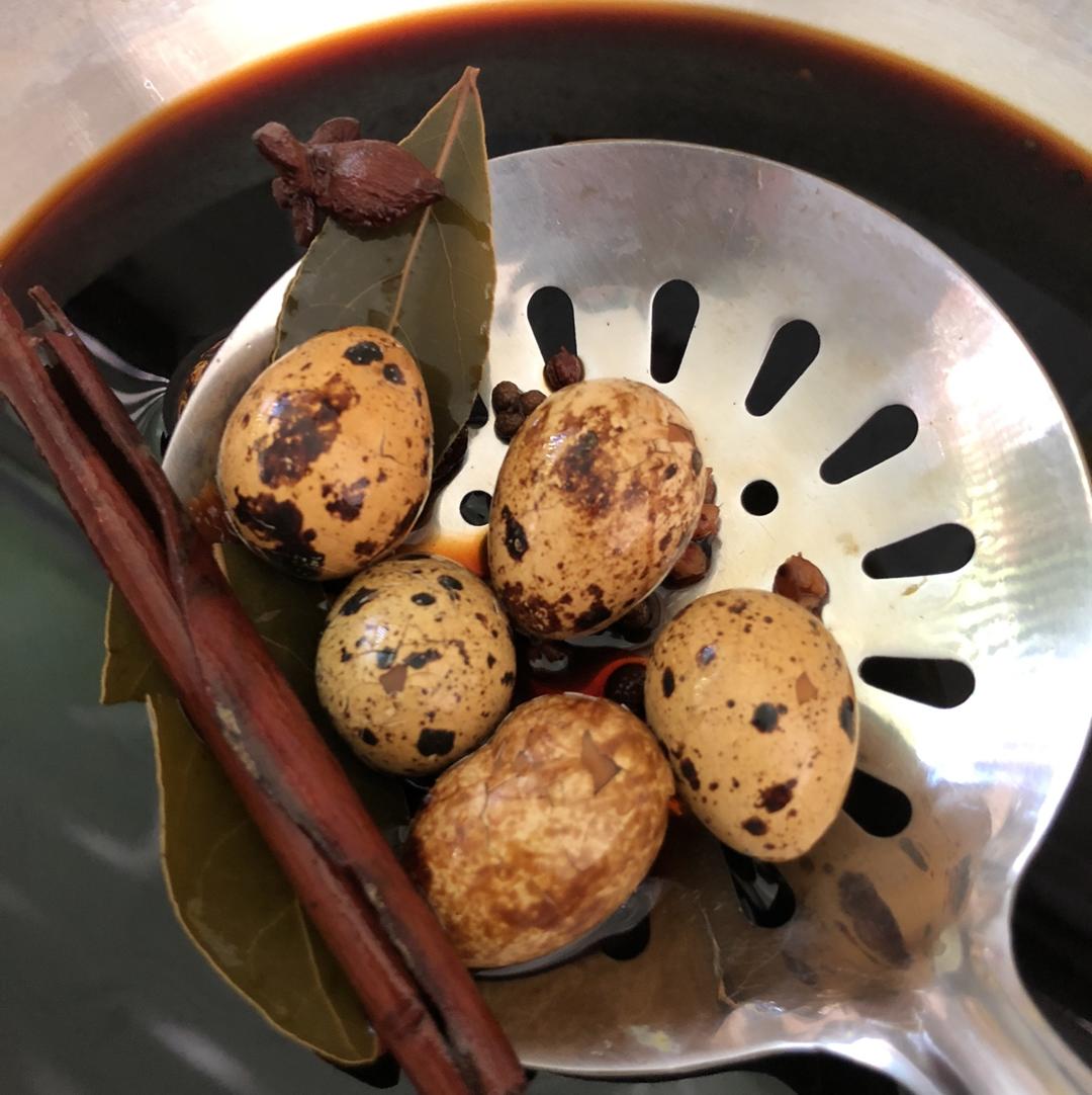 五香卤鹌鹑蛋