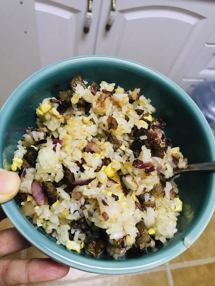 黑椒洋葱牛肉蛋炒饭🍚