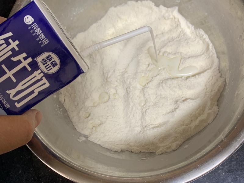 纯奶手撕吐司的做法 步骤1