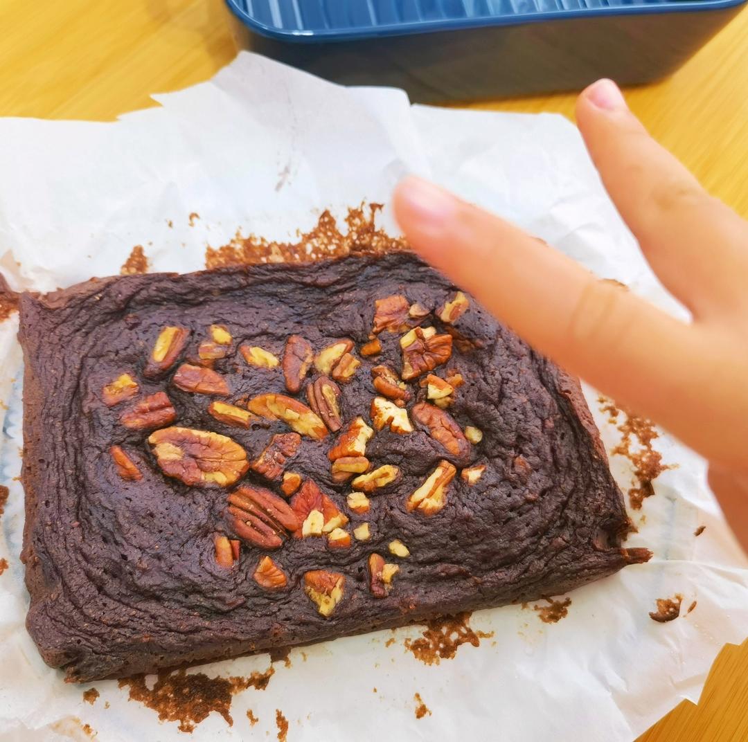 微波炉2分钟完成低卡布朗尼蛋糕