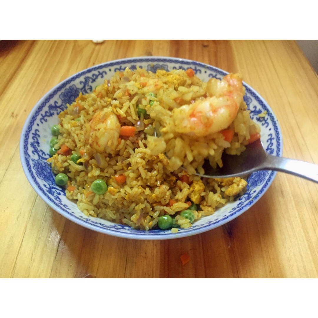 泰式红咖喱海鲜炒饭