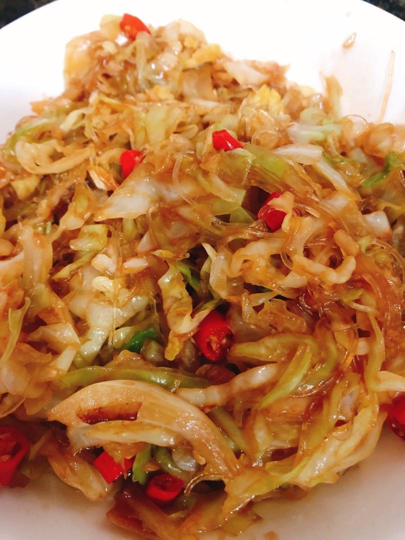 包菜粉丝炒鸡蛋