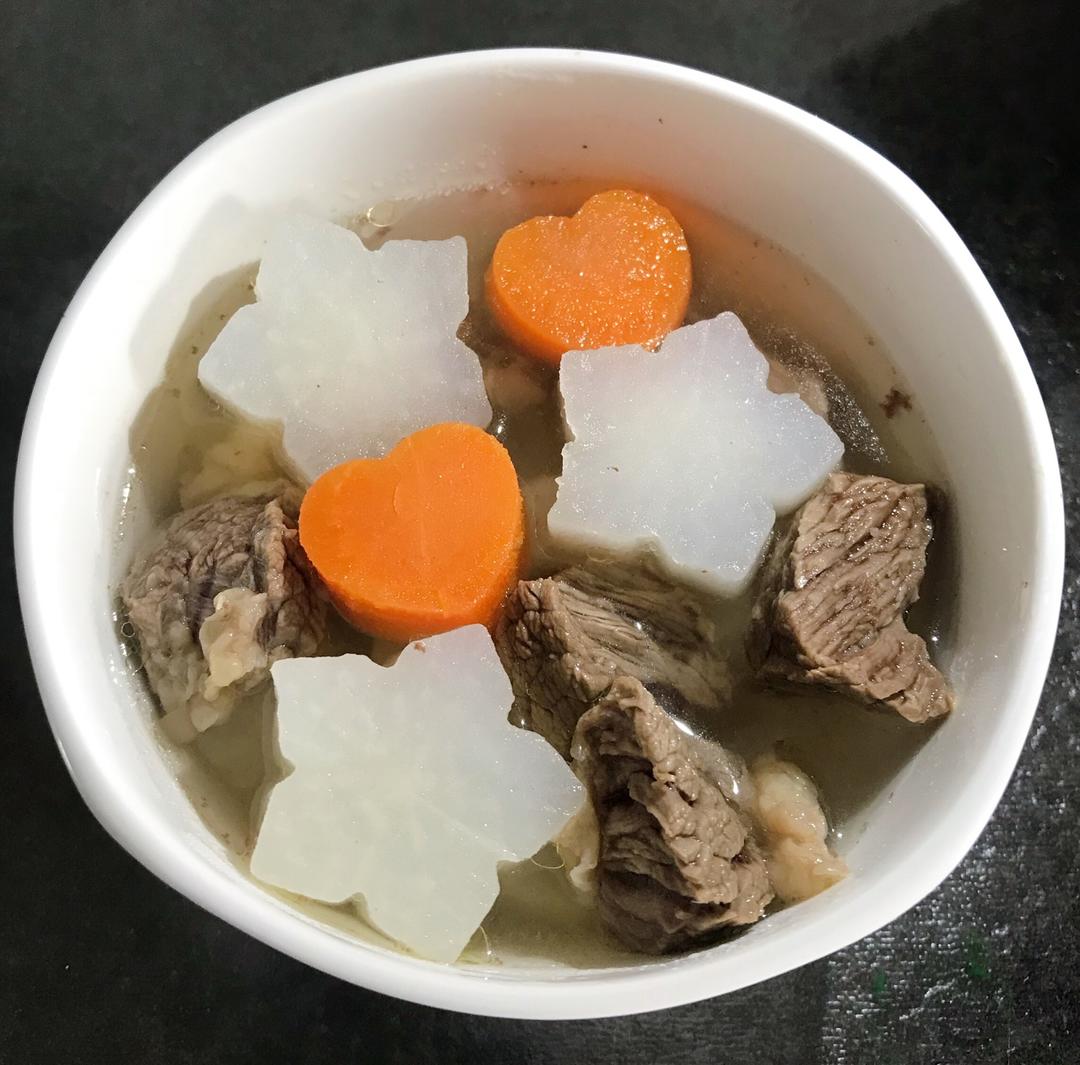 牛肉炖萝卜