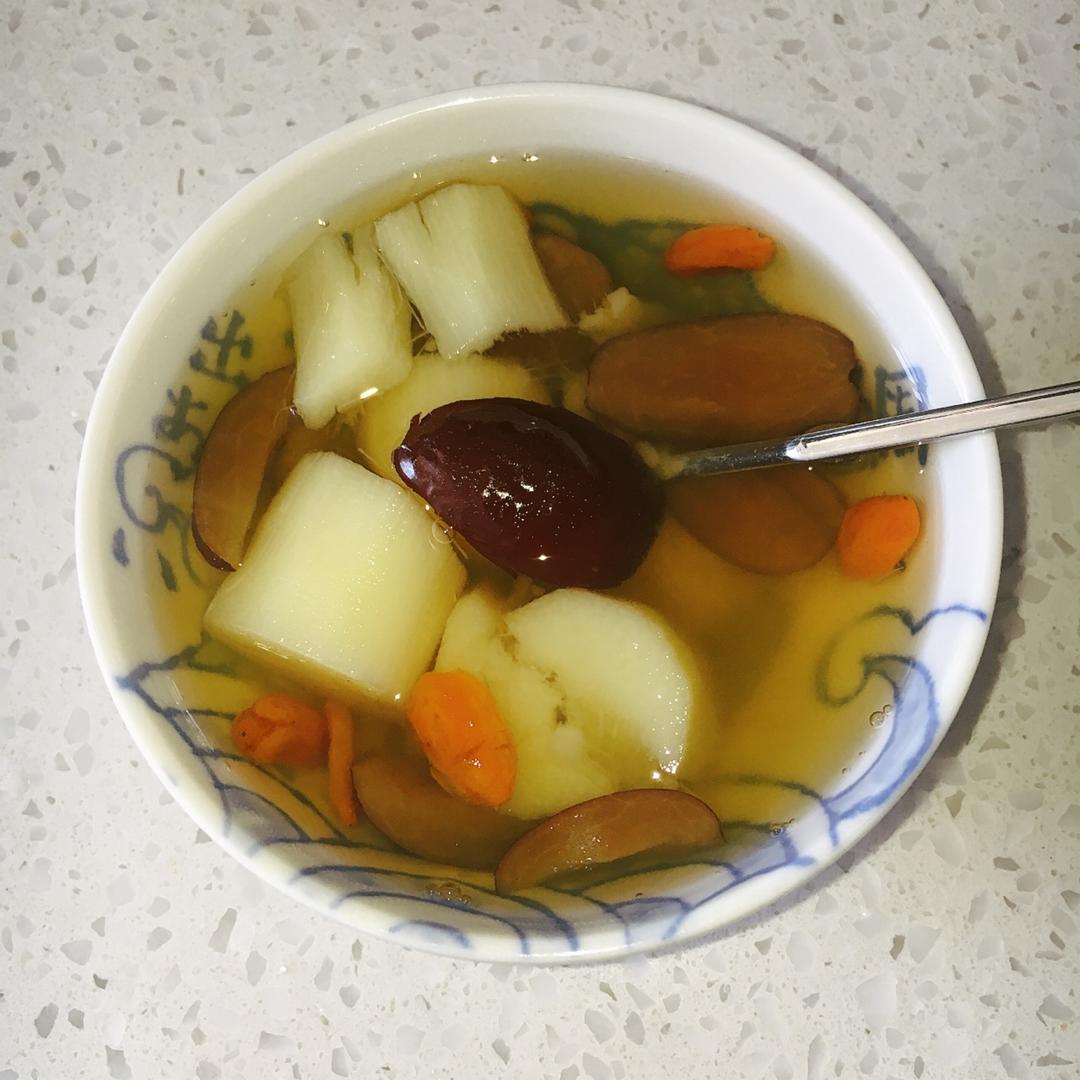 kylin酱做的山药红枣糖水