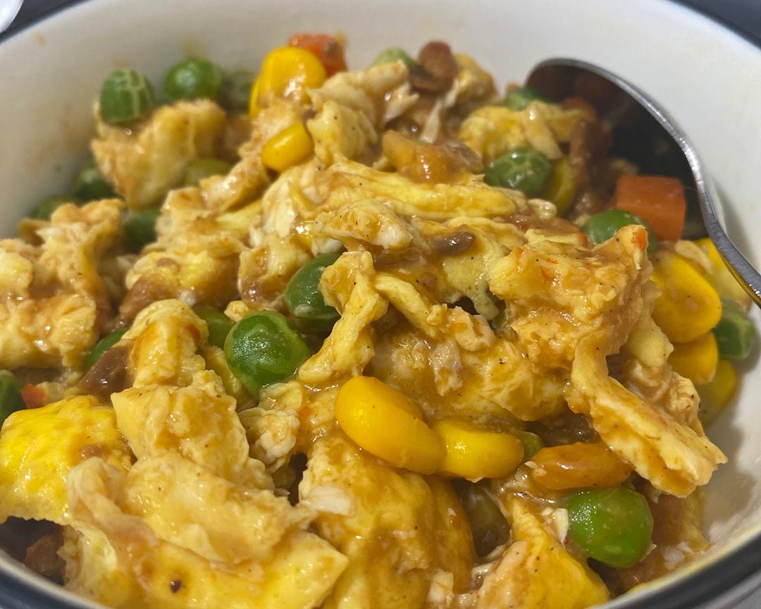 豌豆玉米胡萝卜丁炒鸡蛋