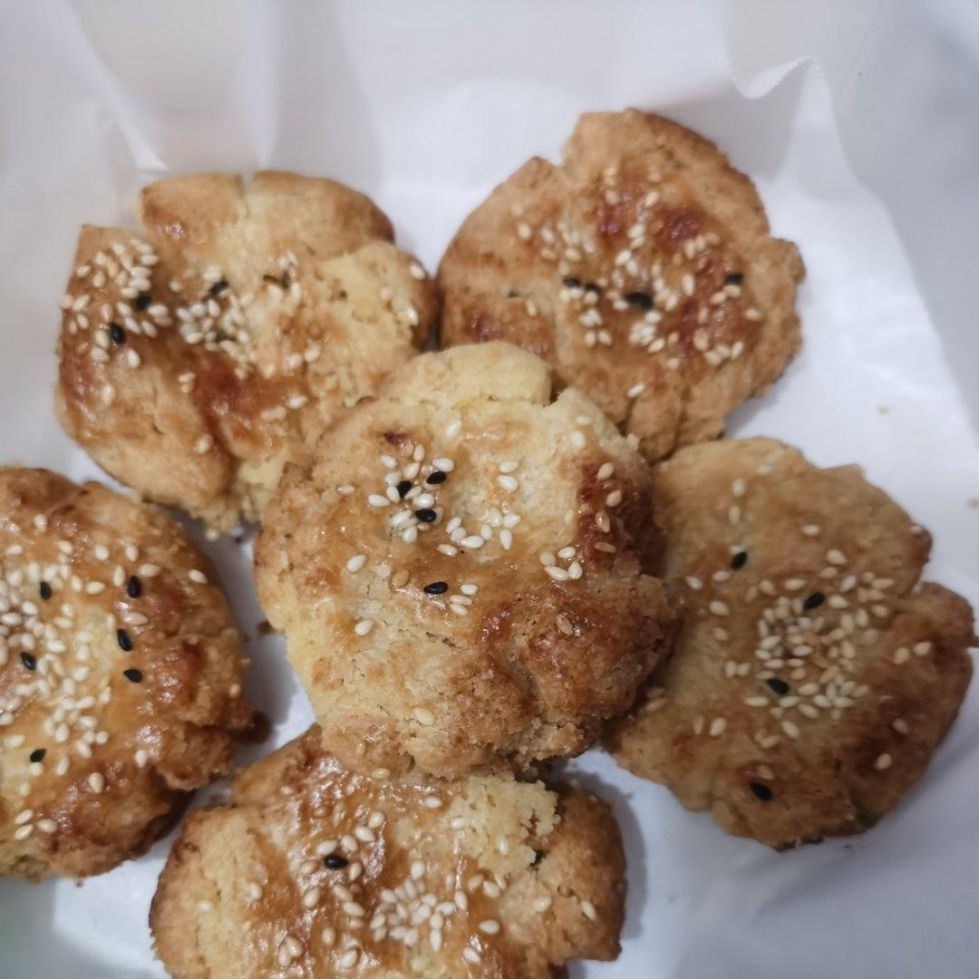 轻轻一按就碎掉的原味桃酥（不输猪油版）