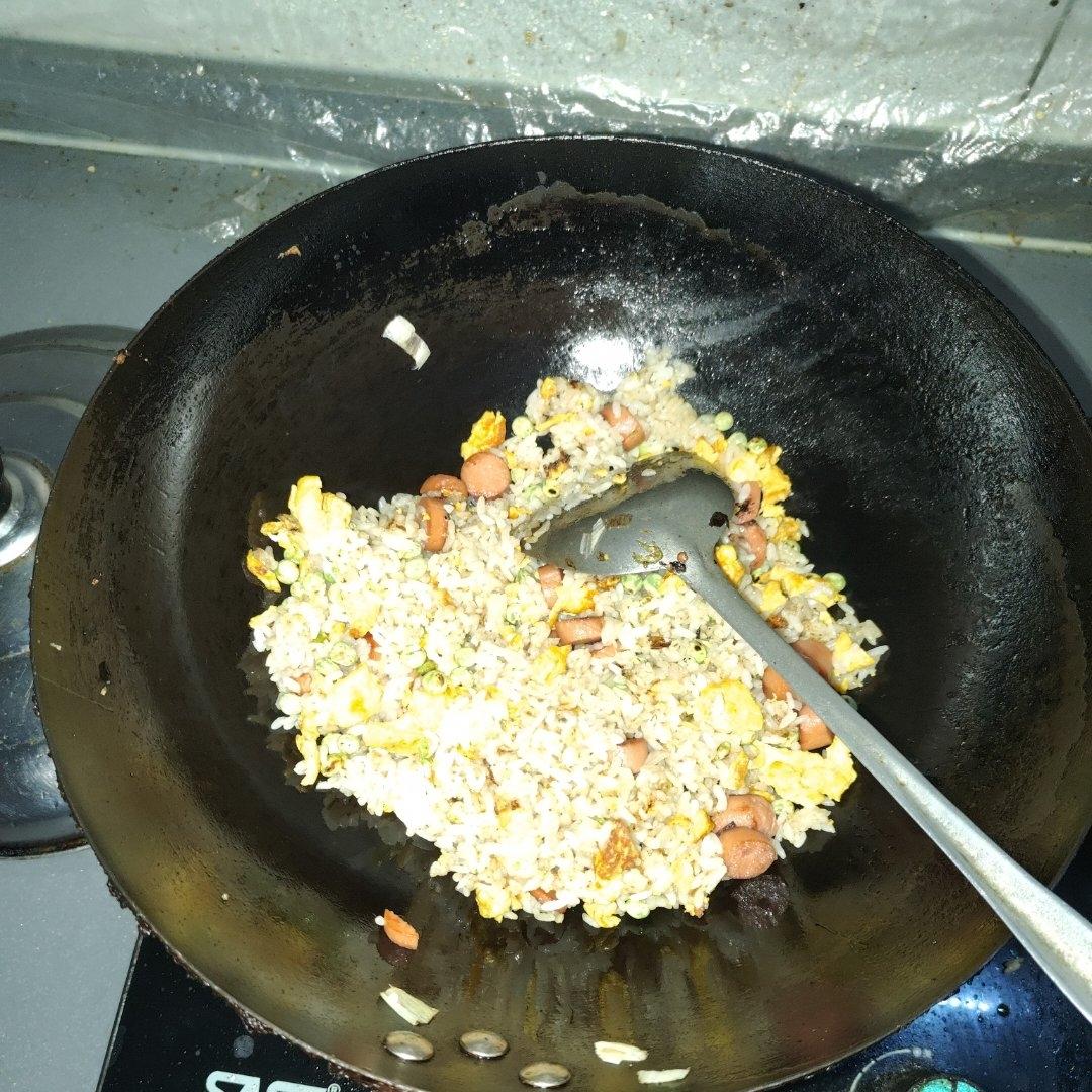 超级香的扬州炒饭/火腿鸡蛋什锦炒饭