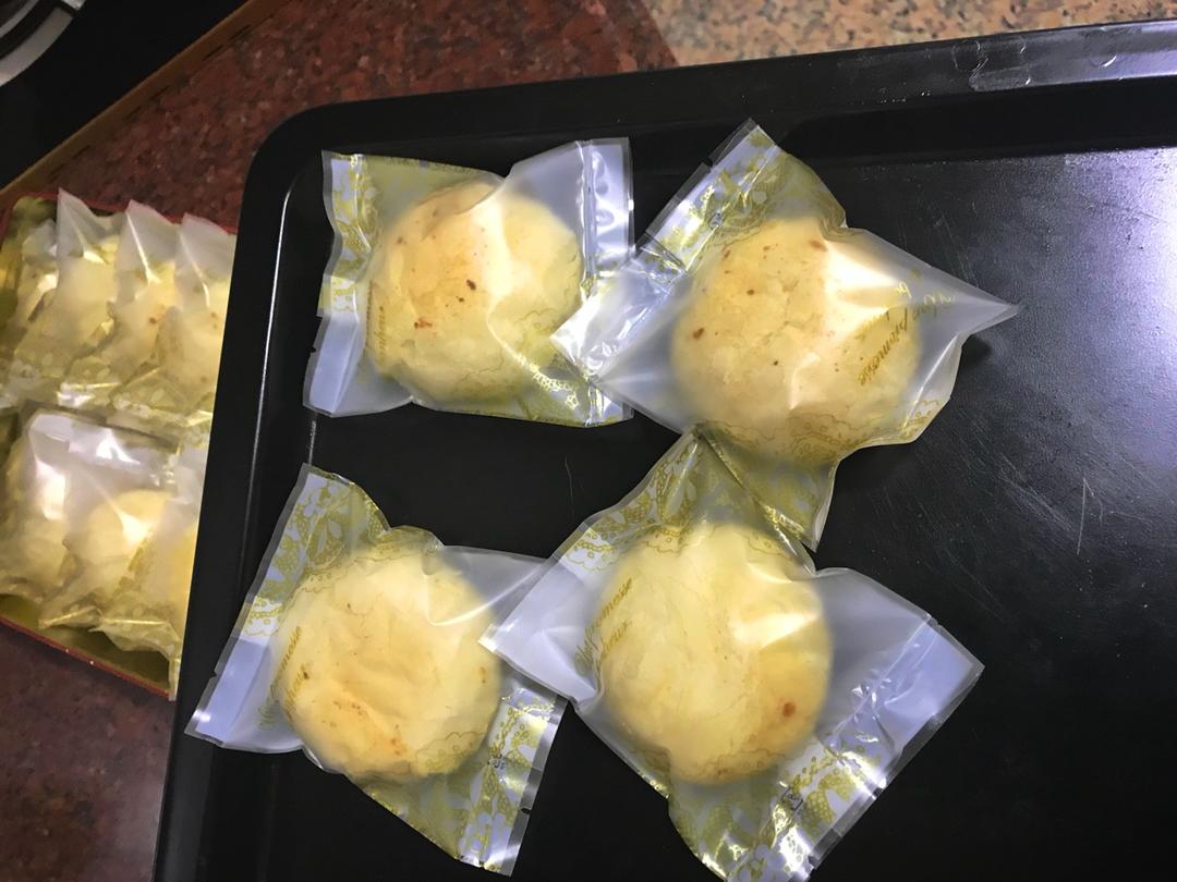 酥皮绿豆饼
