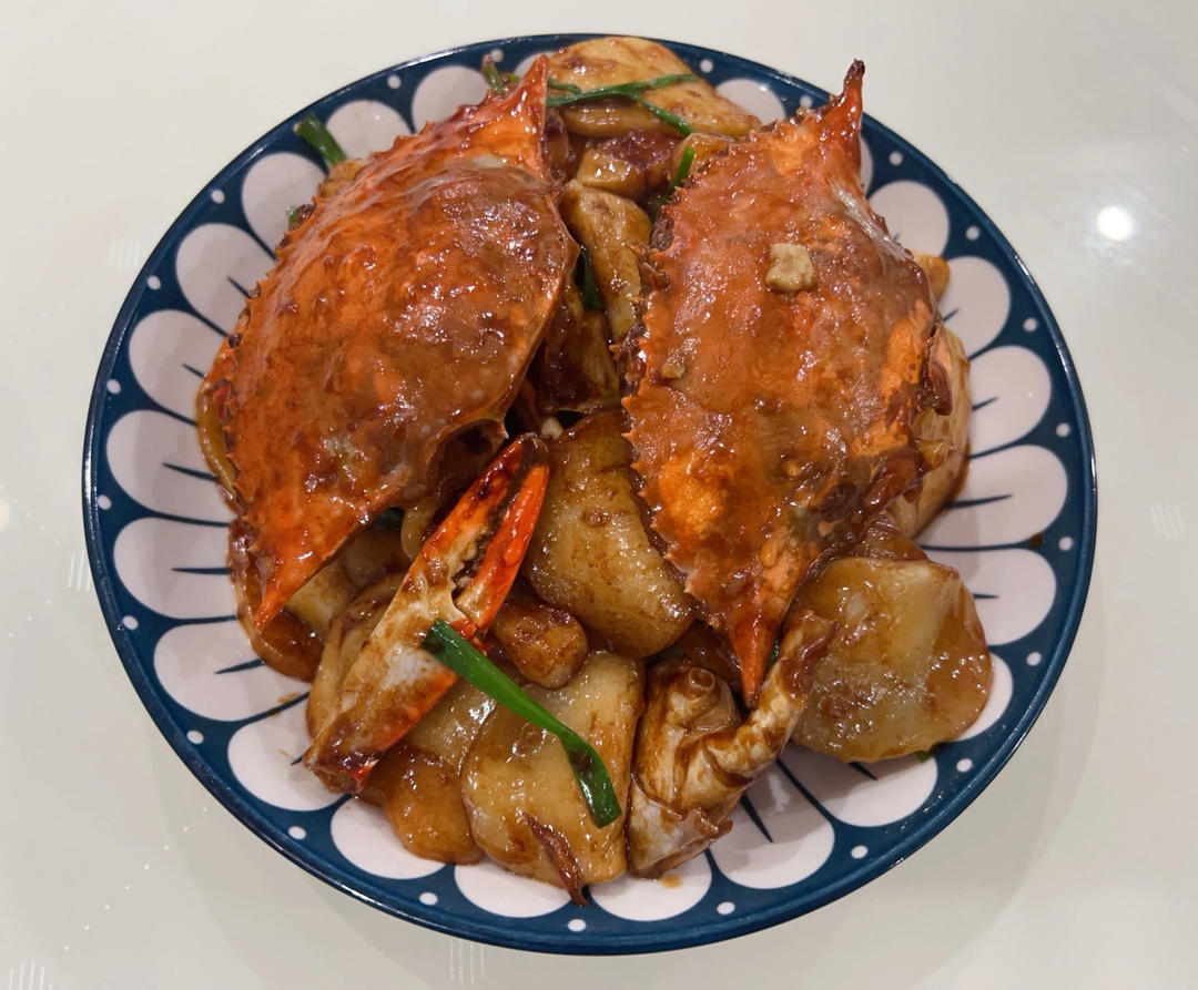 梭子蟹炒年糕～标准的江浙菜