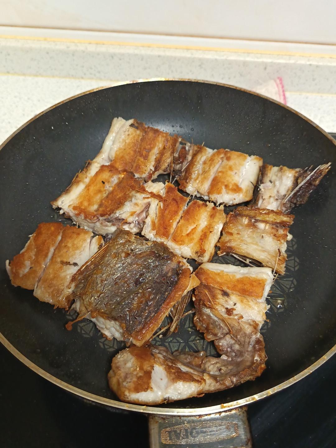 煎咸鲅鱼&箭扣鱼