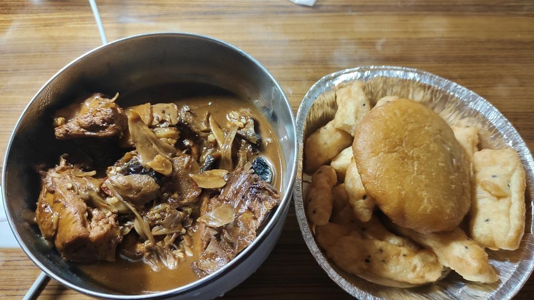 香菇炖鸡（下饭菜）肉食