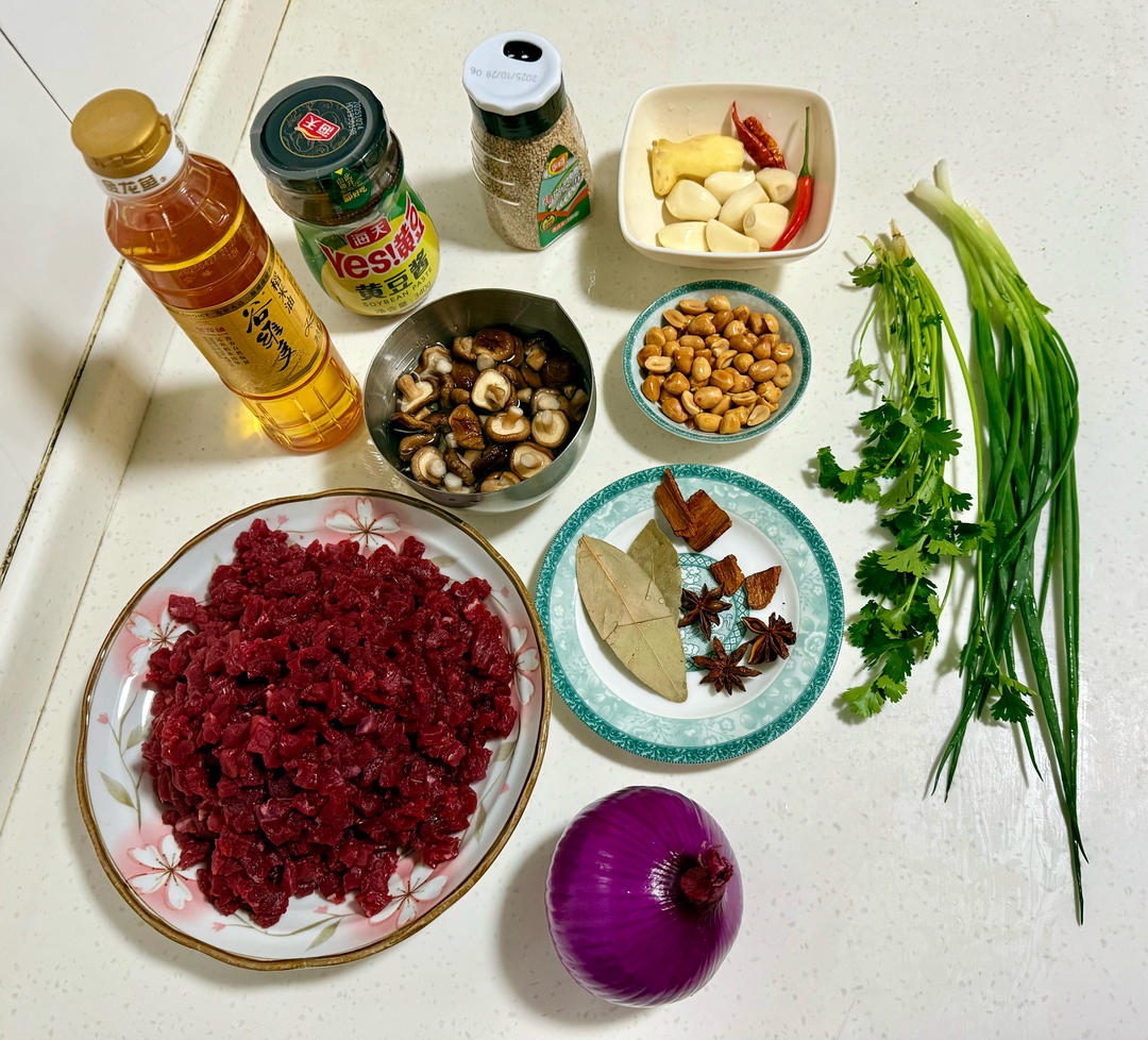 秒杀大厨的经典牛肉香菇酱