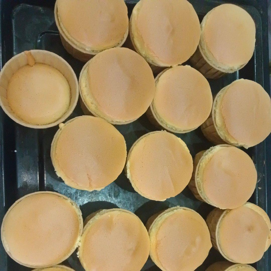 不塌陷不开裂不缩腰杯子蛋糕分享