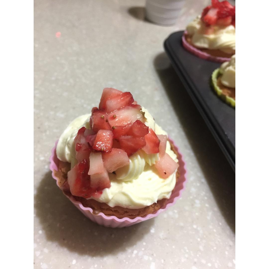 奶油戚风杯子蛋糕