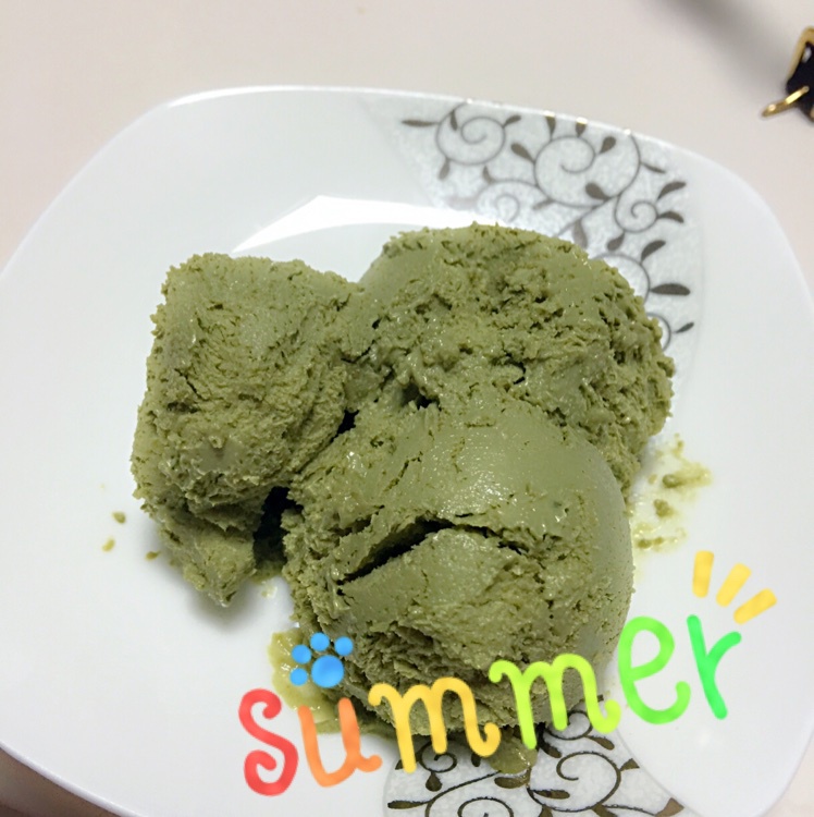 浓醇抹茶冰淇淋