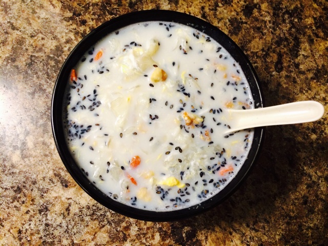 椰子小姐aubrey做的牛奶鸡蛋醪糟